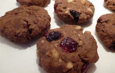 Gluten Free, Egg Free, Refined Sugar Free Quinoa Cookies