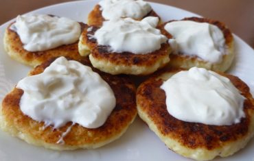 Crunchy Cottage Cheese Pancakes Recipe