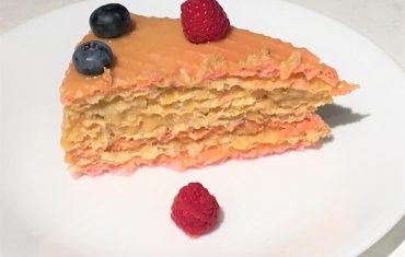 No Bake Waffle Banana Cake | Russian Waffle Cake | Dulce de Leche Waffle Cake | Easy Cake Recipe | mindfulpoints.com